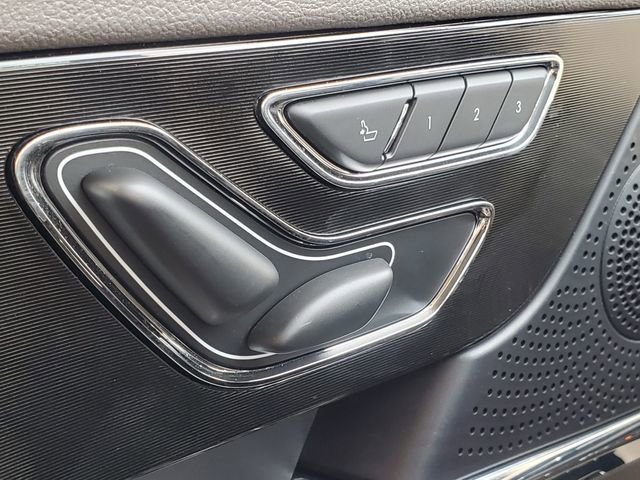 Certified 2024 Lincoln Corsair AWD w/ Equipment Group 101A image 10