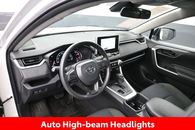 Certified 2023 Toyota RAV4 LE AWD/4WD image 13