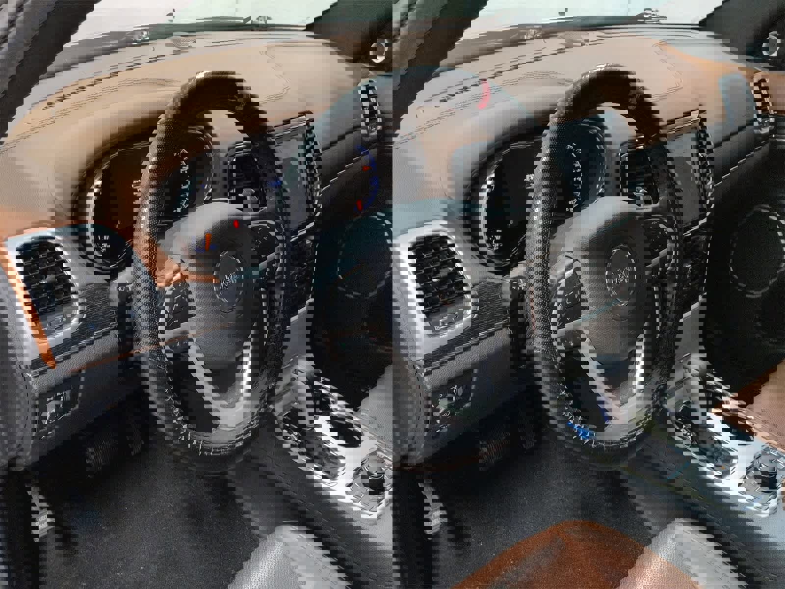 Certified 2019 Jeep Grand Cherokee Summit w/ Platinum Series Group image 10