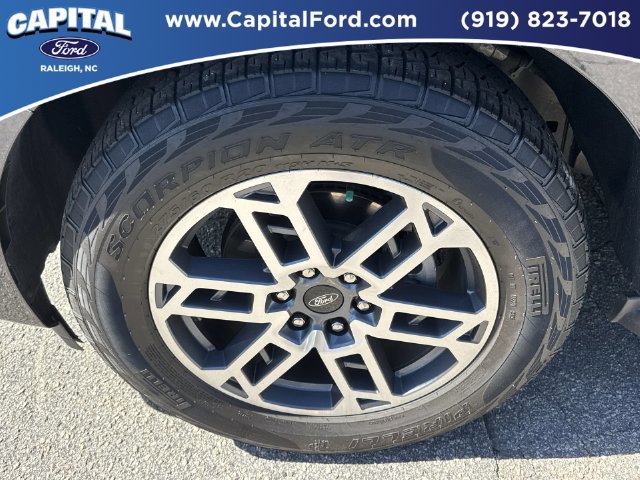 Certified 2025 Ford Expedition Active AWD/4WD image 13