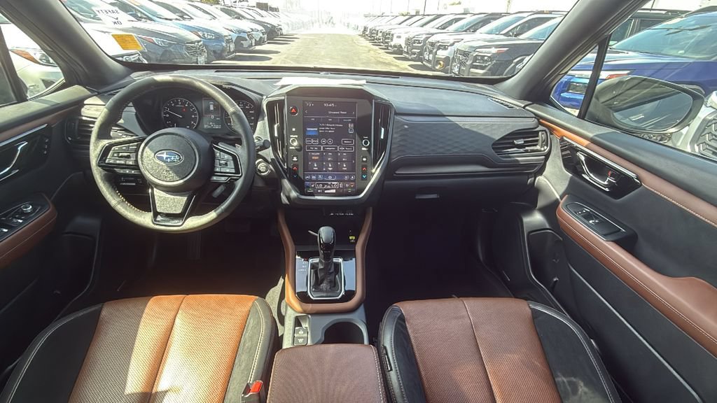 Certified 2025 Subaru Forester Touring AWD/4WD image 12