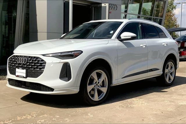 New 2025 Audi Q5 Premium Plus