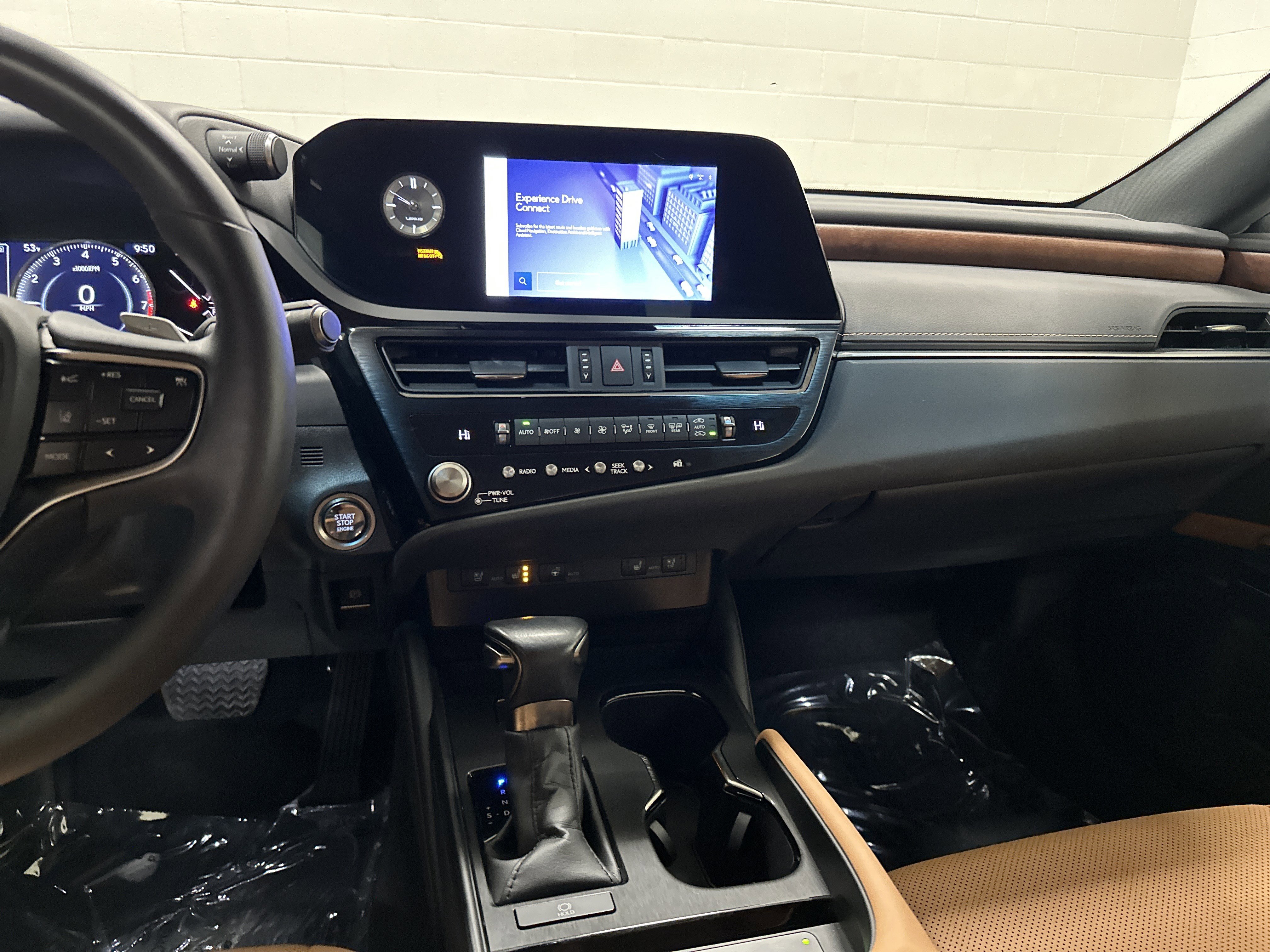 Certified 2023 Lexus ES 350 w/ Premium Package image 30