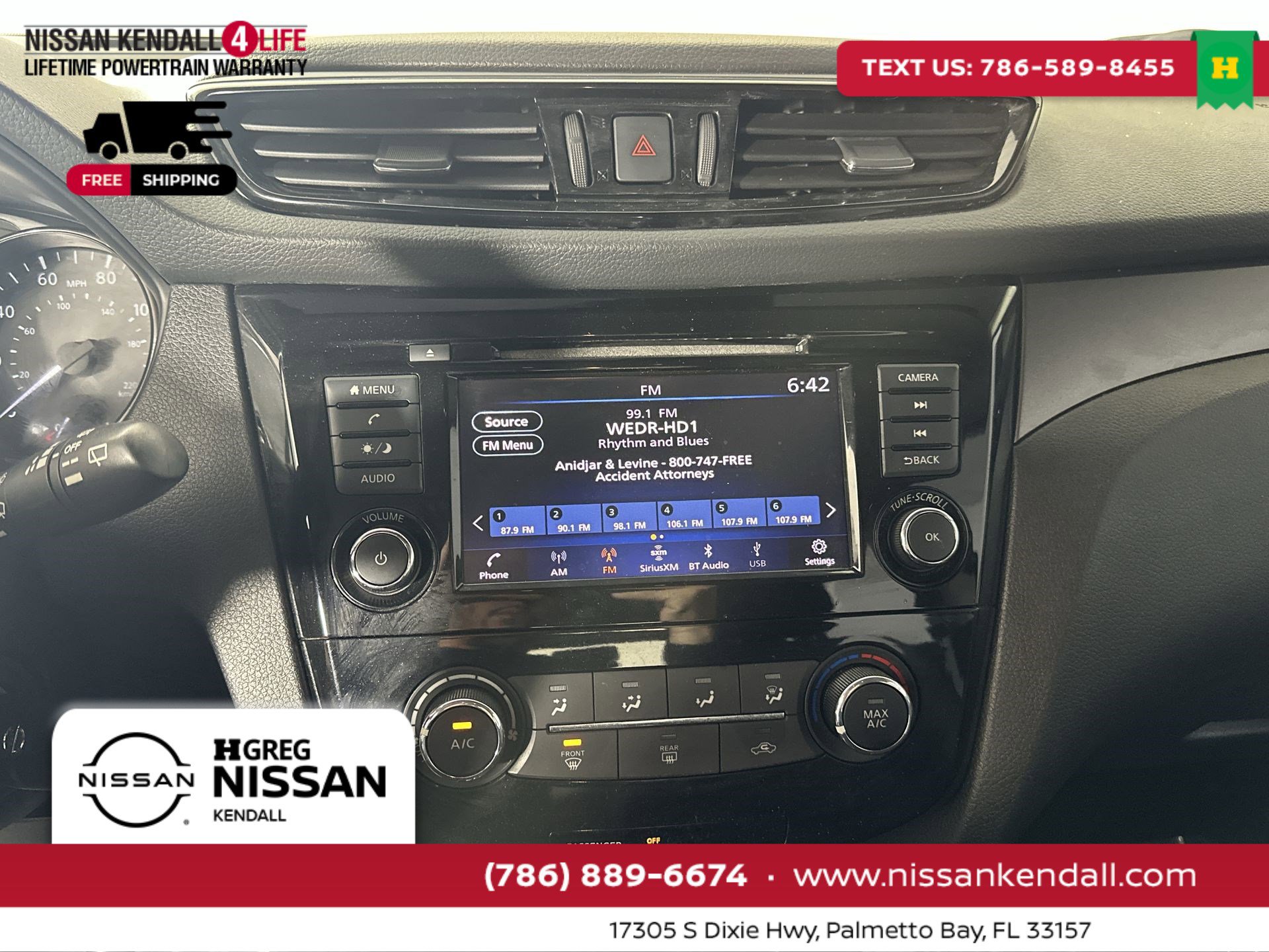 Used 2021 Nissan Rogue Sport S image 25