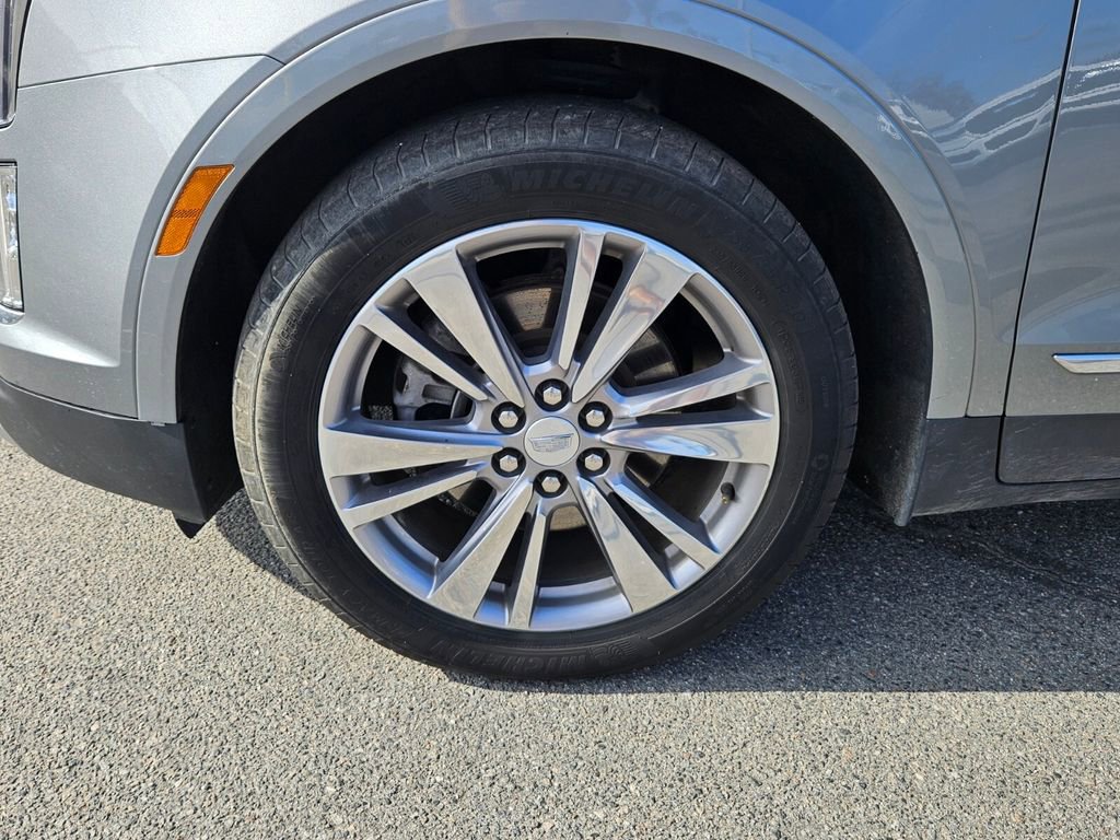 Used 2024 Cadillac XT5 Premium Luxury image 9