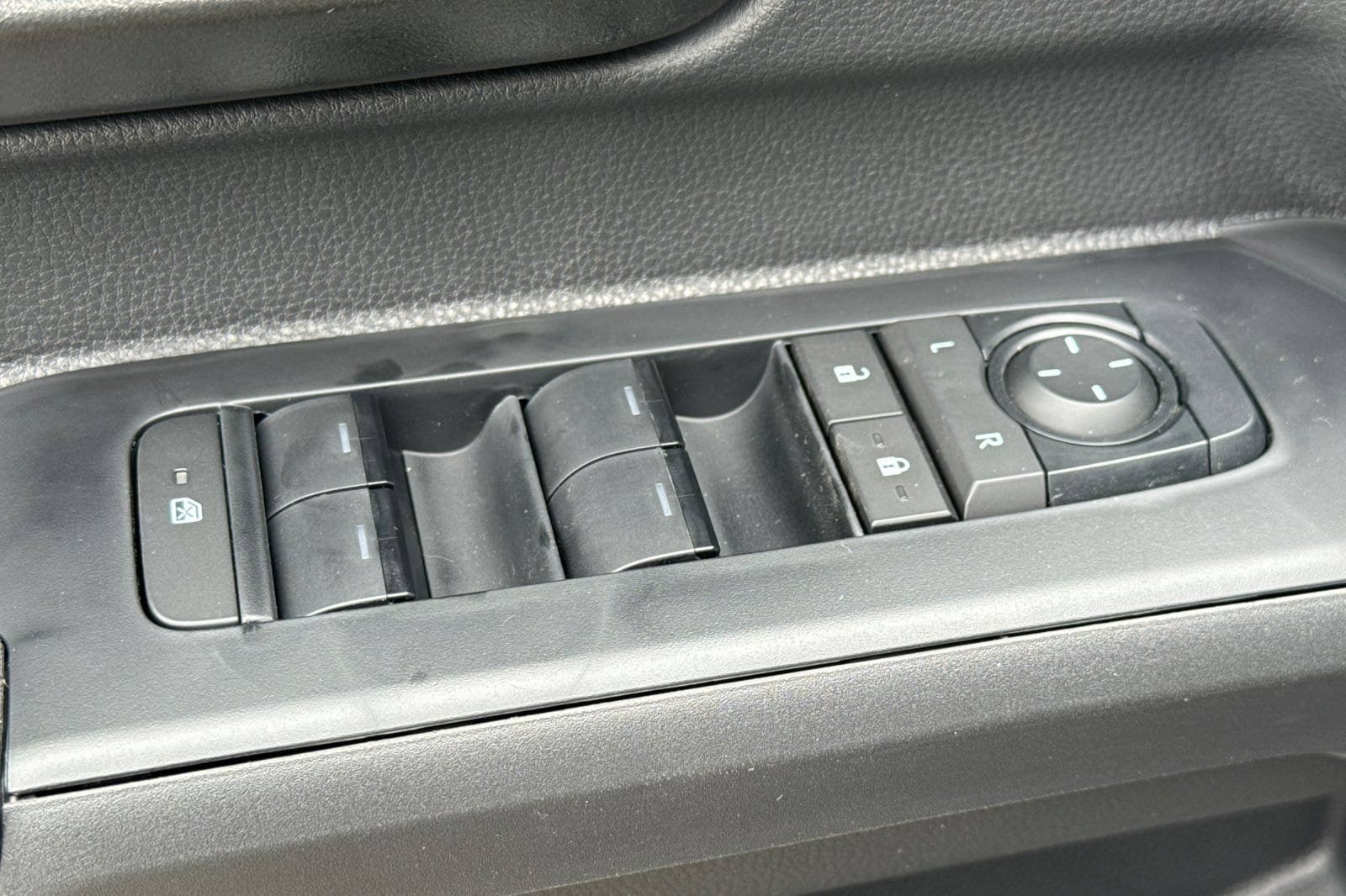 New 2026 Toyota Tacoma SR5 AWD/4WD image 12