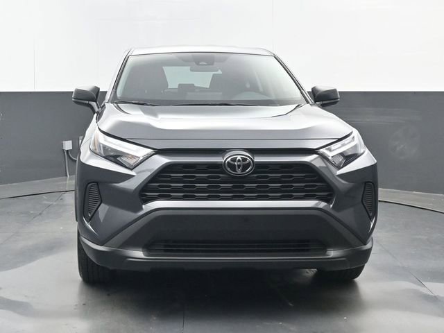 Used 2025 Toyota RAV4 LE FWD image 18