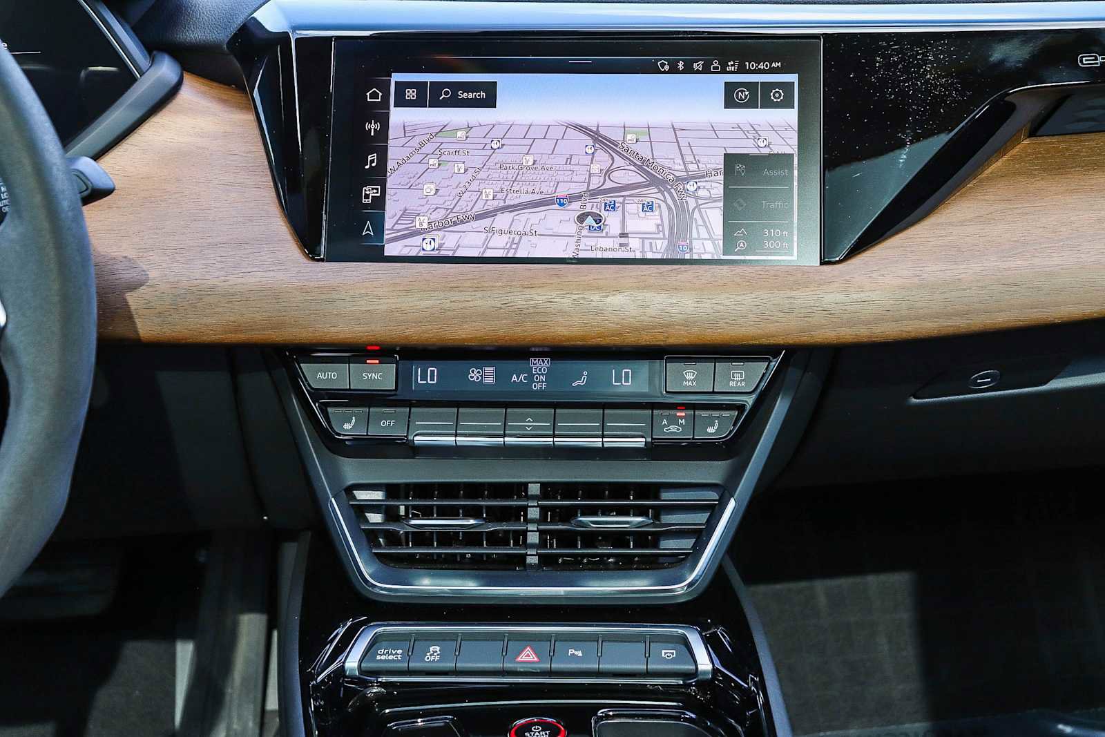 Used 2022 Audi e-tron GT Premium Plus image 16