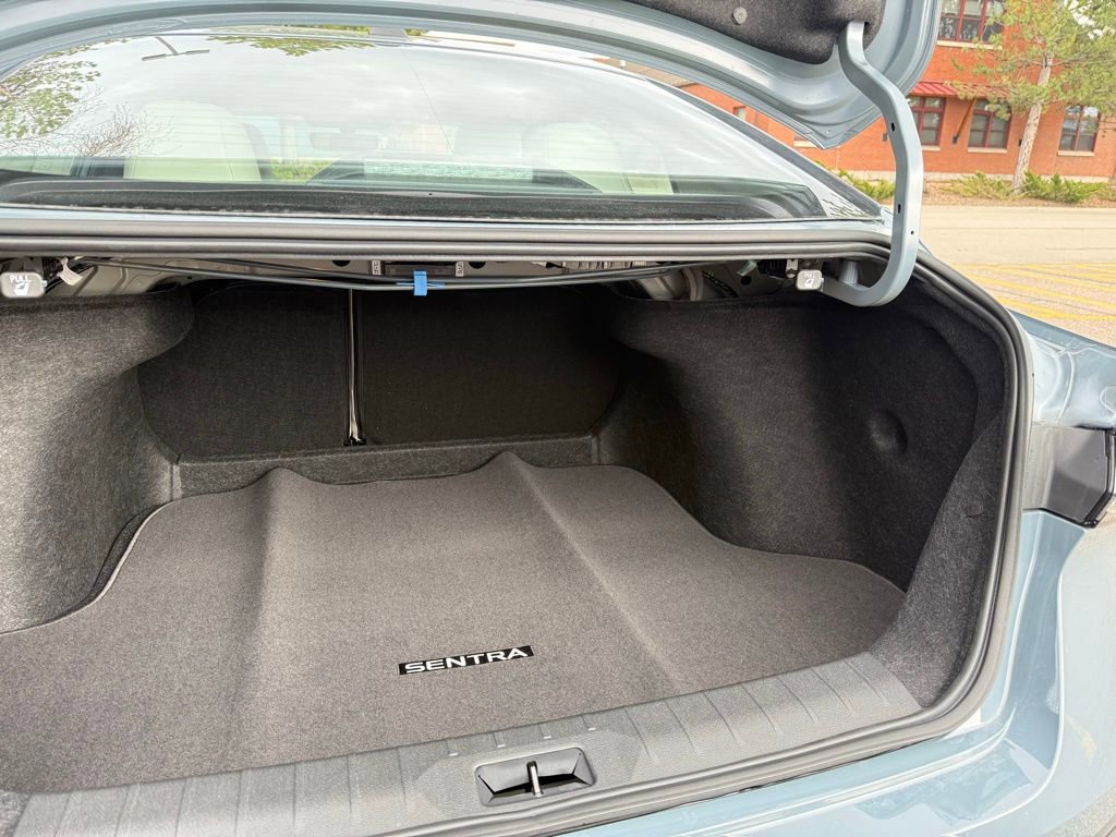 New 2026 Nissan Sentra SL w/ Floor Mat Package image 38