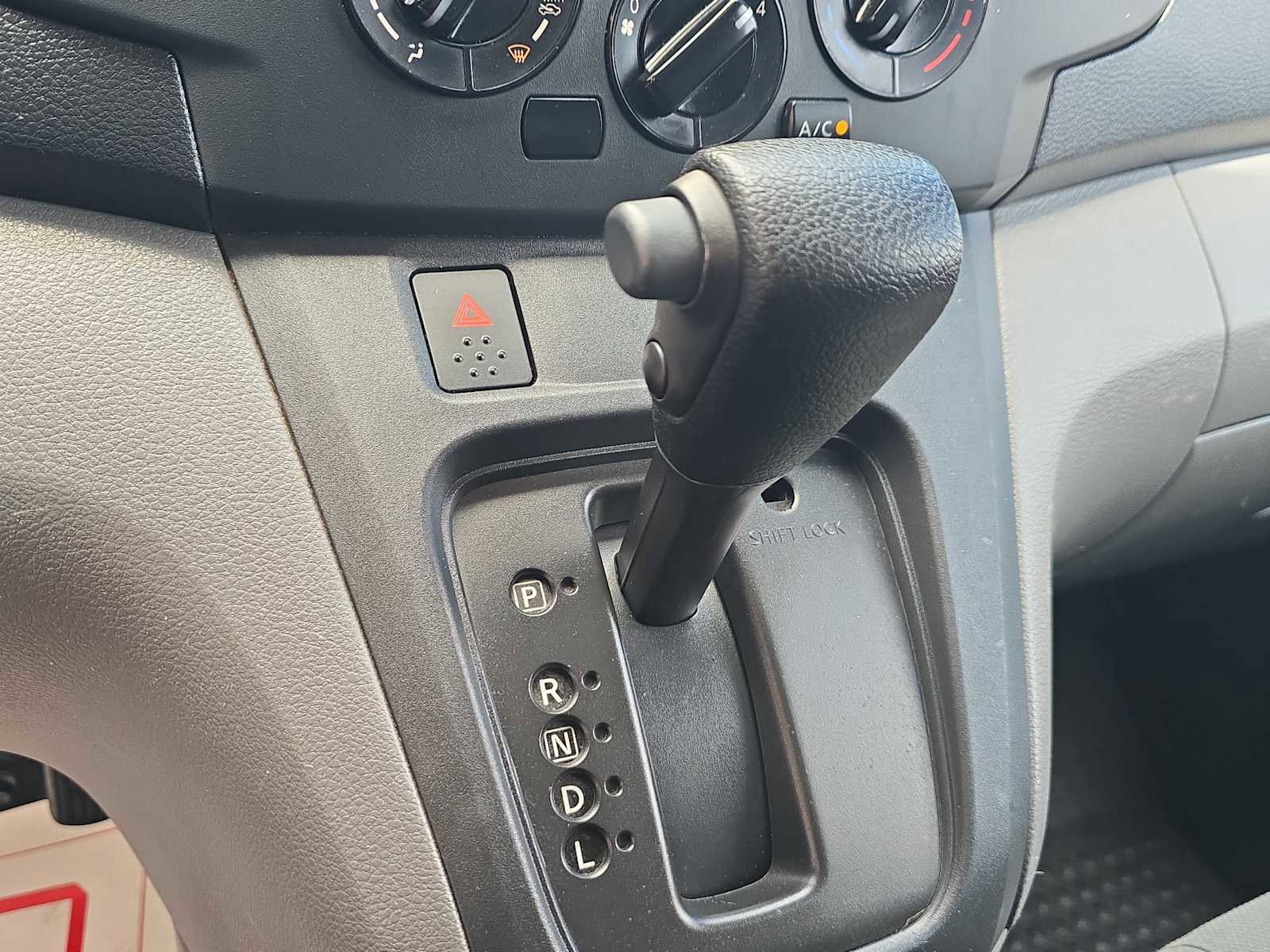 Used 2021 Nissan NV200 S FWD image 17