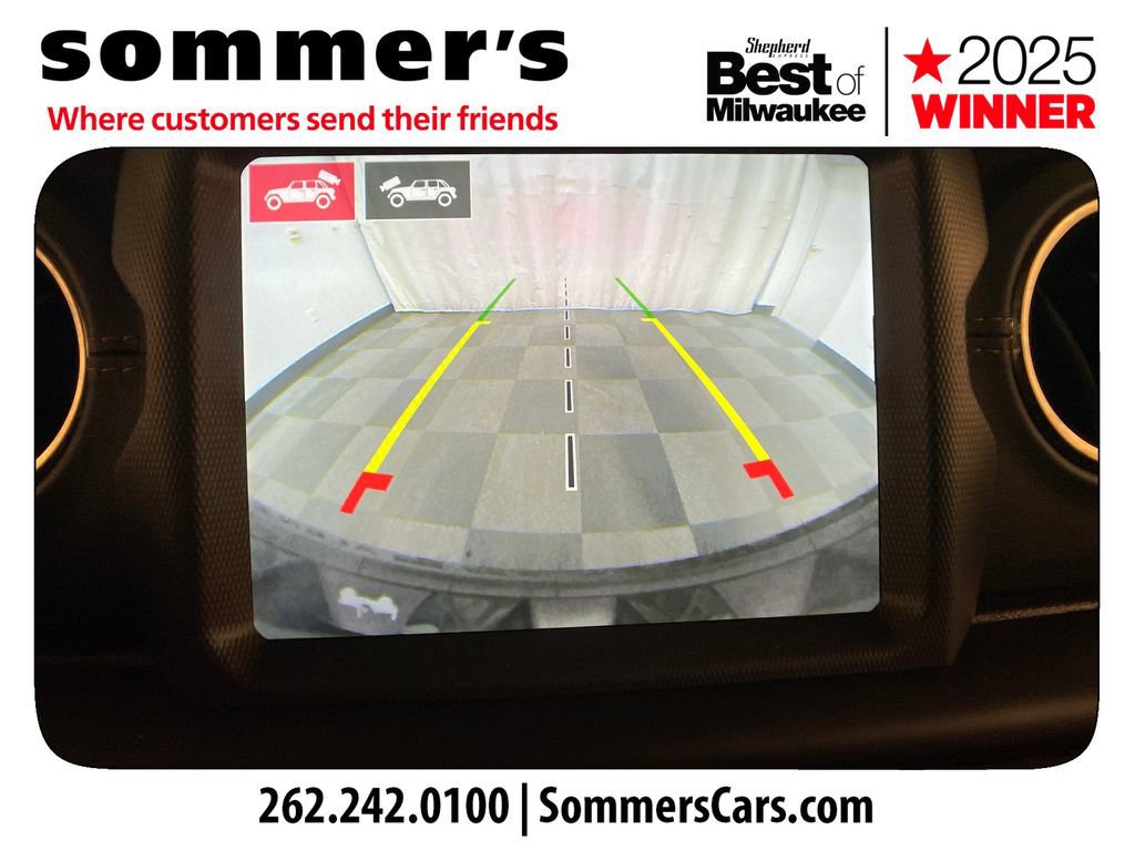 Used 2021 Jeep Wrangler Unlimited Sahara image 18