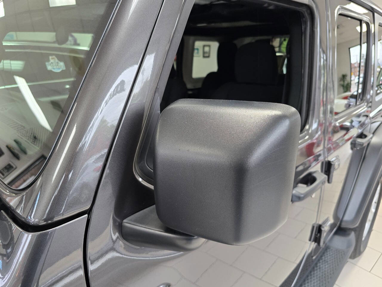 Used 2022 Jeep Wrangler Unlimited Sport image 15