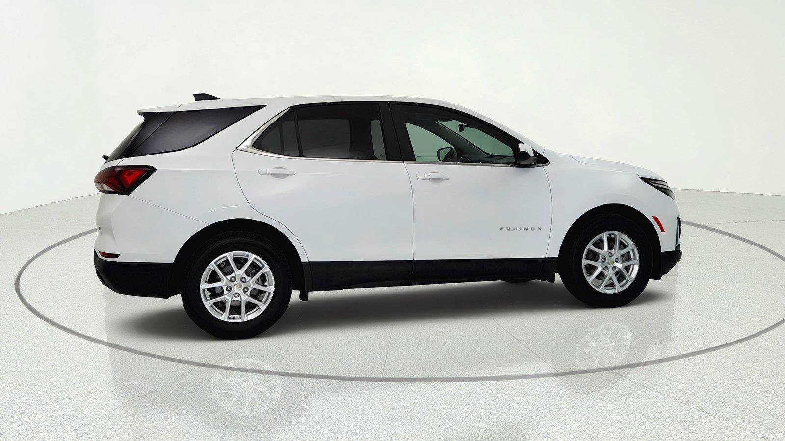 Used 2022 Chevrolet Equinox LT FWD image 7