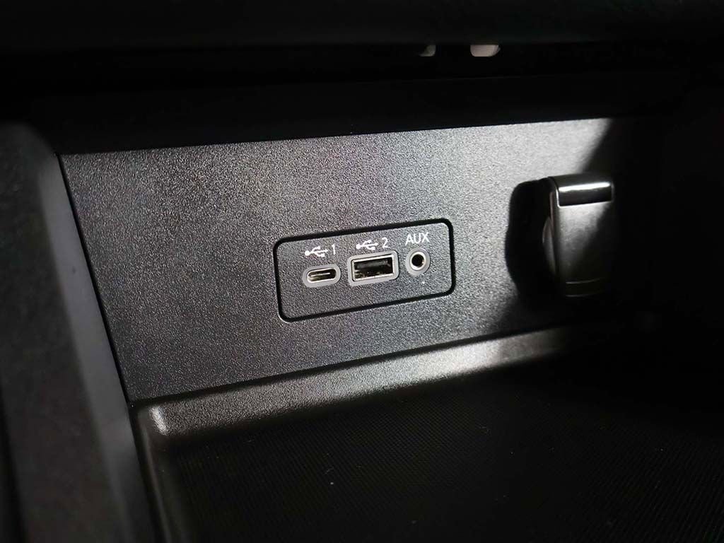 Used 2023 Nissan Sentra SR w/ SR Premium Package image 50