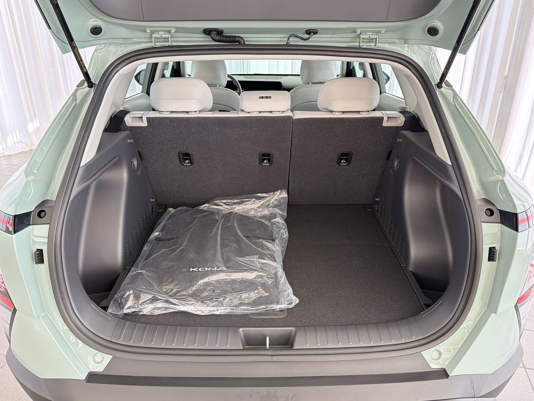 Used 2026 Hyundai Kona SE image 32