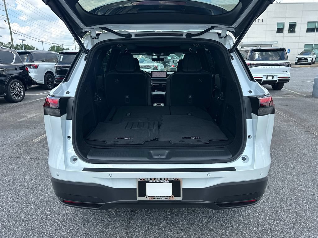 Certified 2026 INFINITI QX60 Sport w/ Dark Cargo Package AWD/4WD image 15