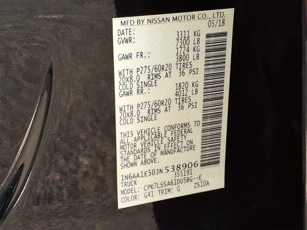 Used 2018 Nissan Titan SV w/ SV Convenience Package image 26