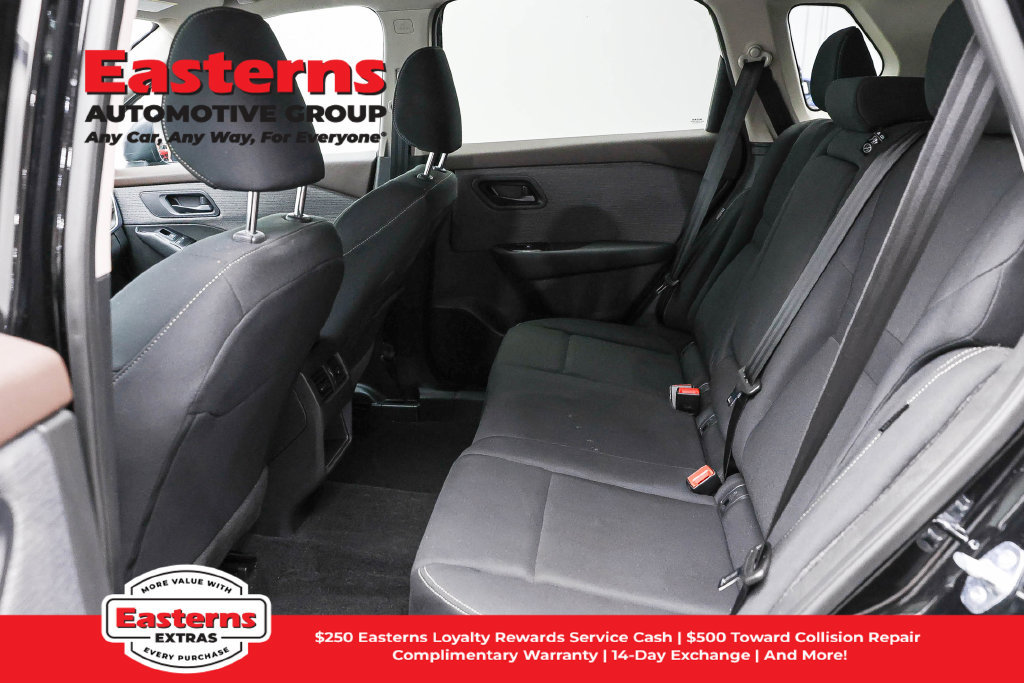 Used 2023 Nissan Rogue S AWD/4WD image 23