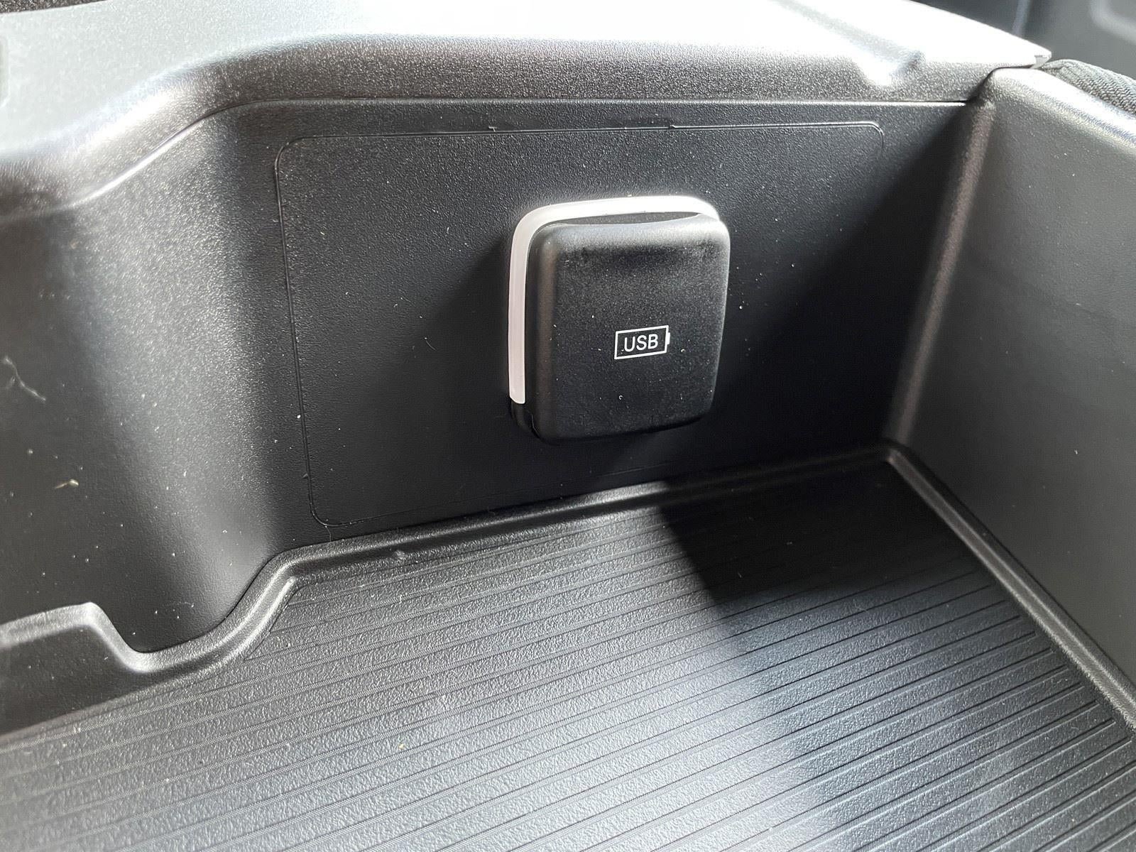 New 2026 RAM 3500 Tradesman AWD/4WD image 34
