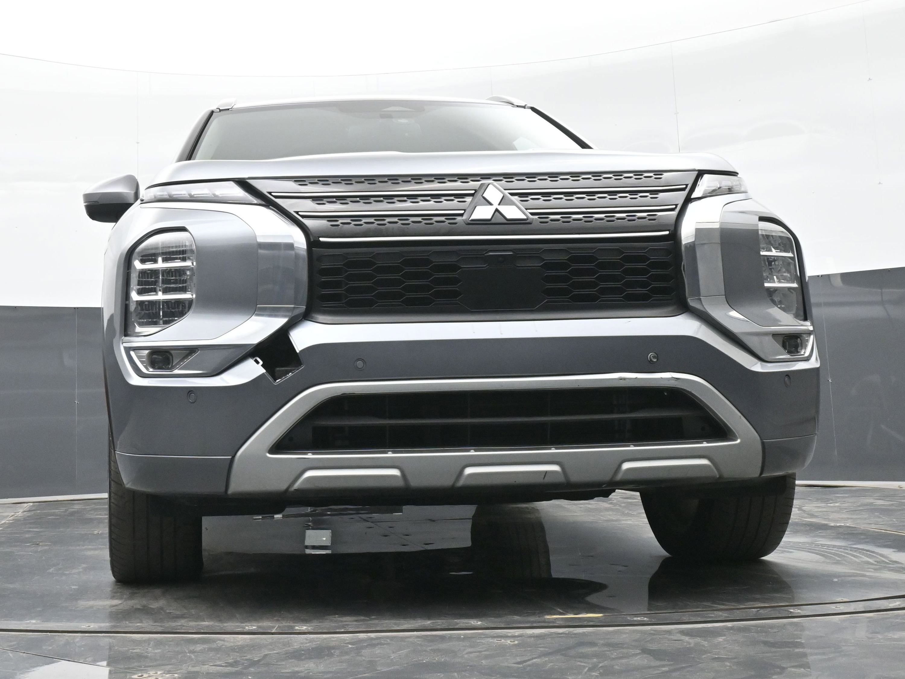 Used 2022 Mitsubishi Outlander SEL image 41