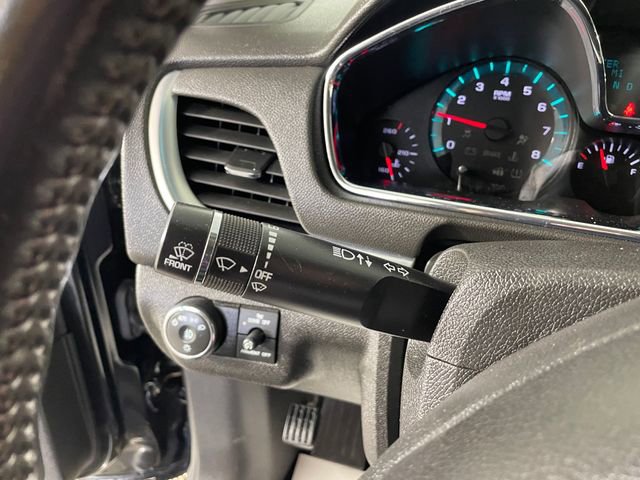 Used 2015 Chevrolet Traverse LT w/ LPO, 'HIT The Road' Package AWD/4WD image 12