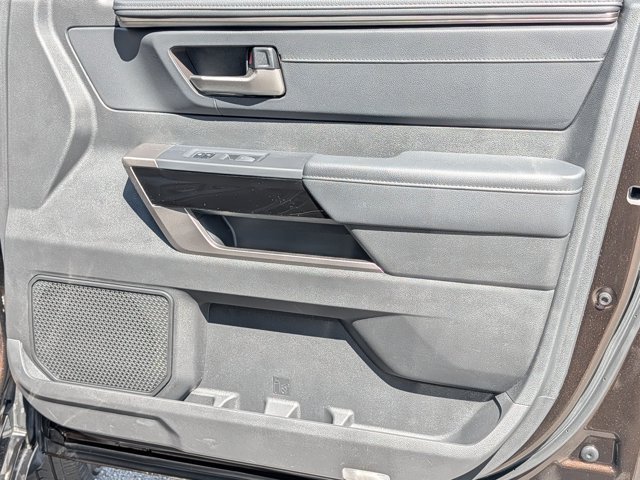 Used 2025 Toyota Tundra Limited AWD/4WD image 13