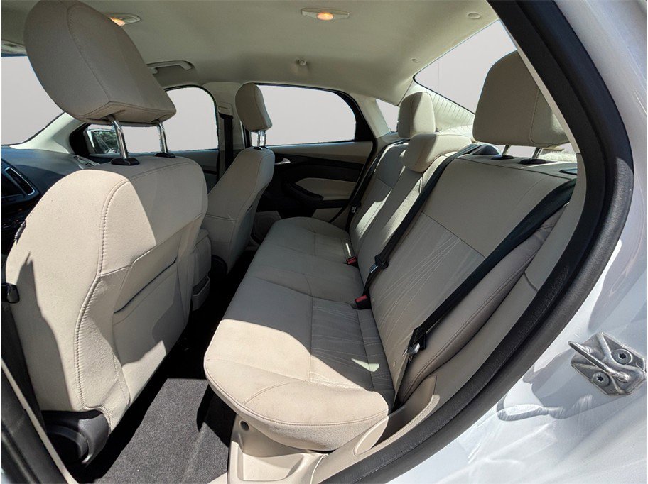 Used 2016 Ford Focus SE image 27