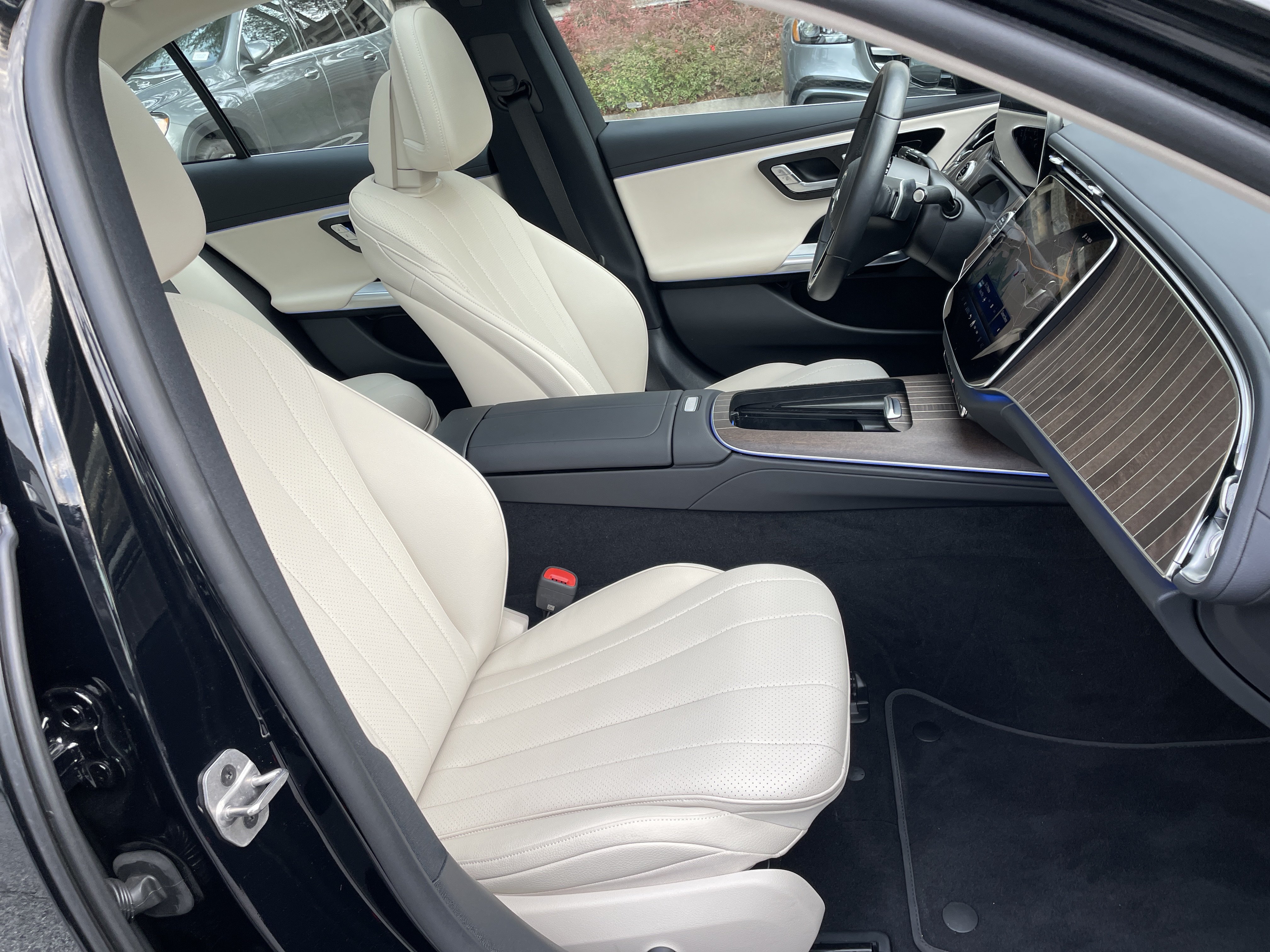 Certified 2025 Mercedes-Benz E 350 Sedan image 53