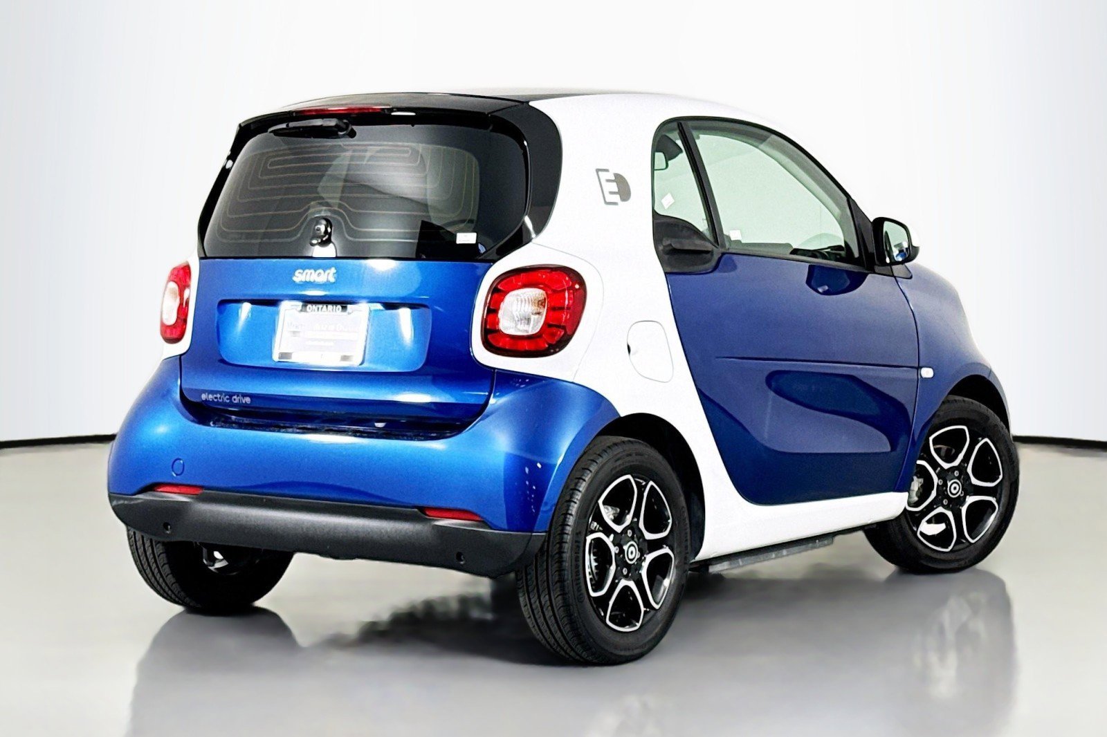 Used 2017 smart fortwo electric drive image 12