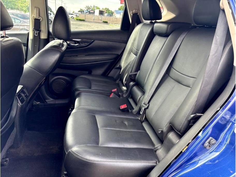 Used 2018 Nissan Rogue SL w/ Premium Package image 14