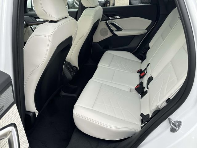 New 2026 BMW X1 xDrive28i w/ Technology Package AWD/4WD image 8