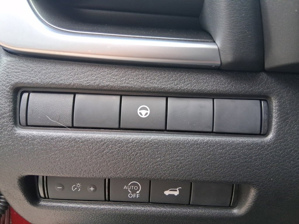 New 2026 Nissan Rogue SV image 25