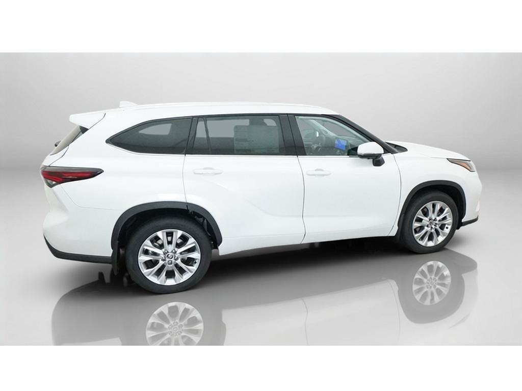 New 2026 Toyota Highlander Limited AWD/4WD image 10