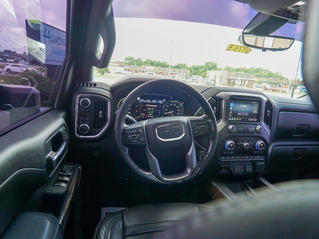 Used 2020 GMC Sierra 3500 Denali w/ Denali Ultimate Package AWD/4WD image 13