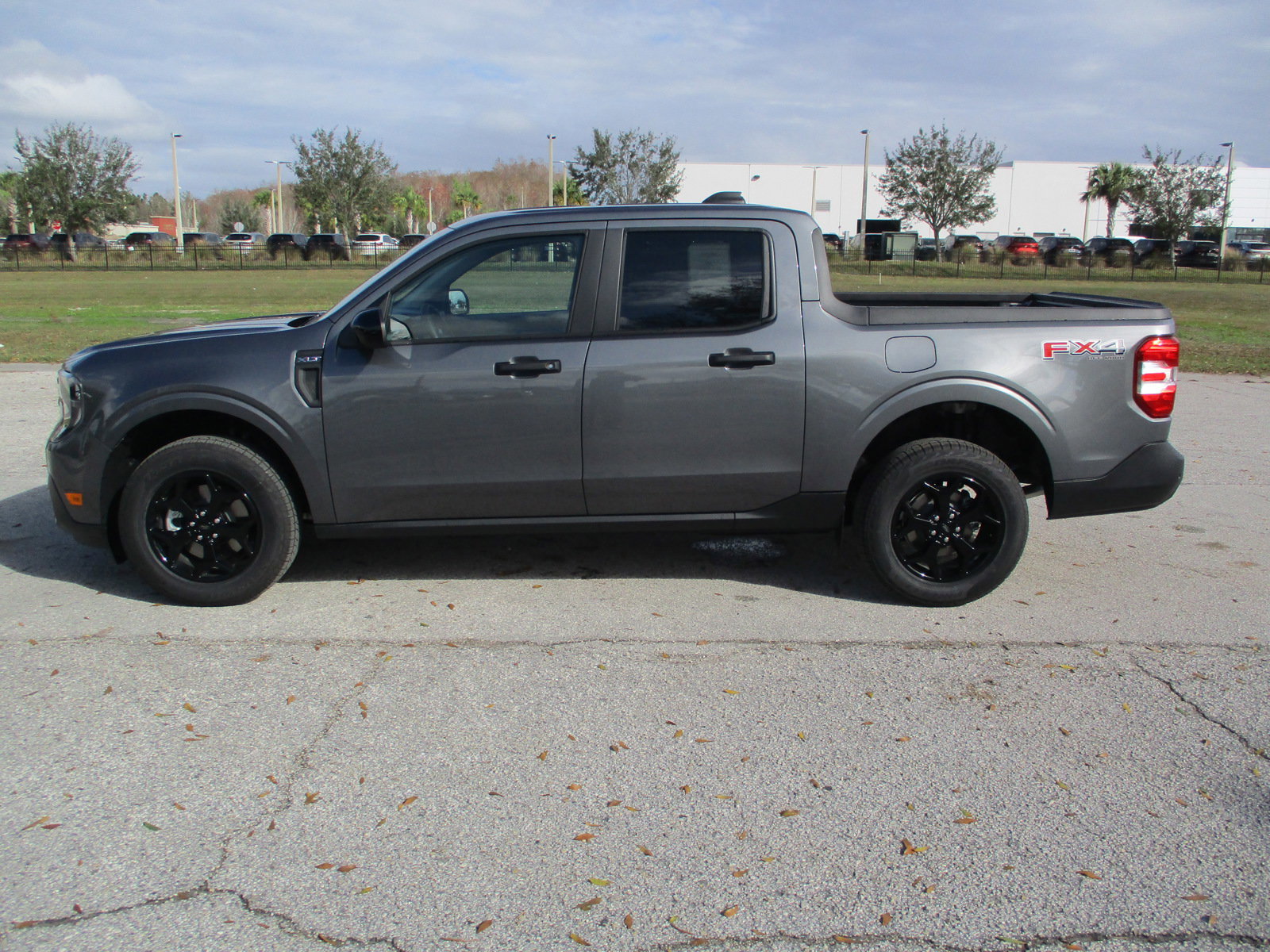 New 2025 Ford Maverick XLT w/ XLT Luxury Package image 4