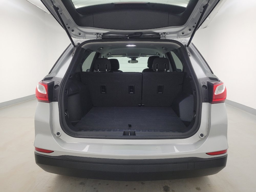 Used 2020 Chevrolet Equinox LS w/ LS Convenience Package image 29