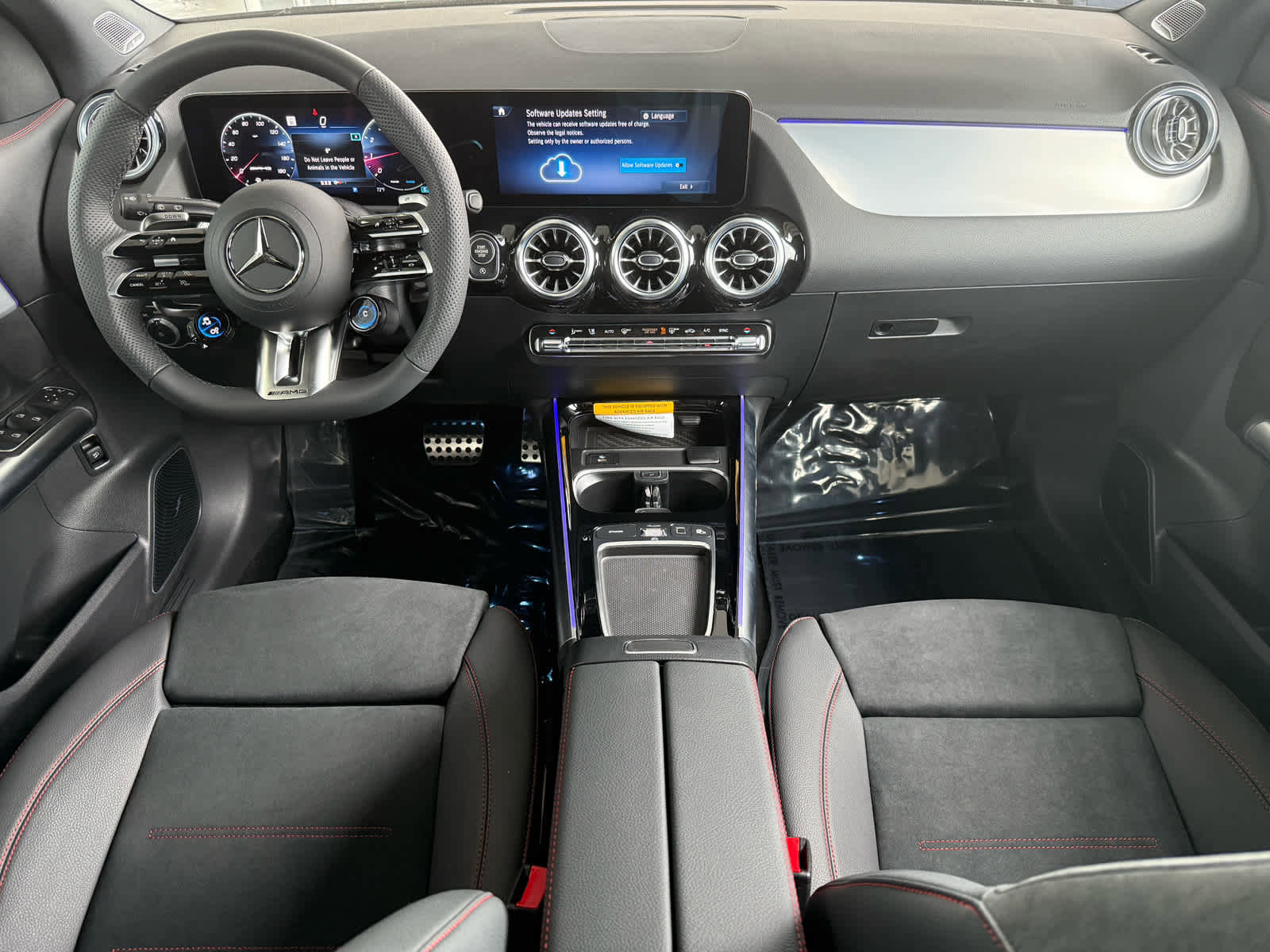 Certified 2025 Mercedes-Benz GLA 35 AMG AMG GLA 35 image 11