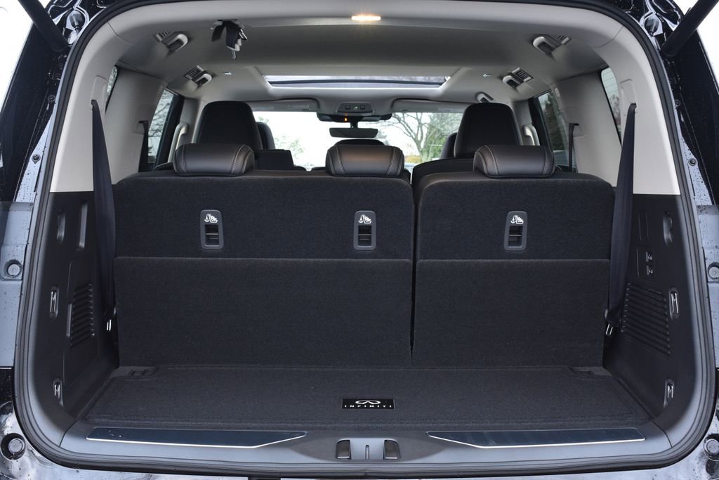 New 2026 INFINITI QX80 Pure w/ Cargo Package image 30