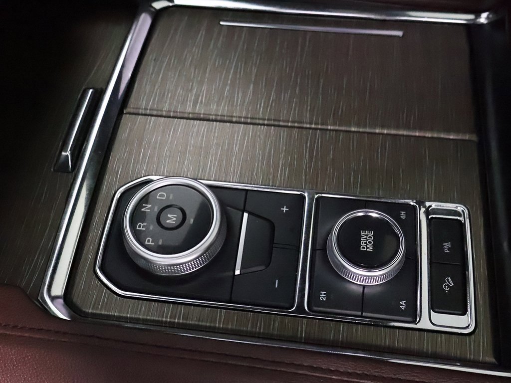 Used 2022 Ford Expedition Limited image 53