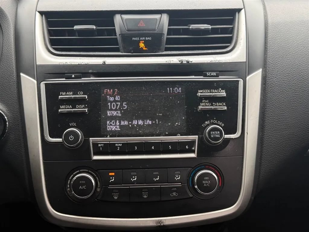 Used 2017 Nissan Altima 2.5 S FWD image 13