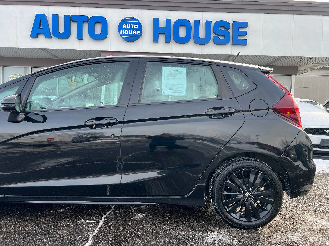 Used 2018 Honda Fit Sport image 32