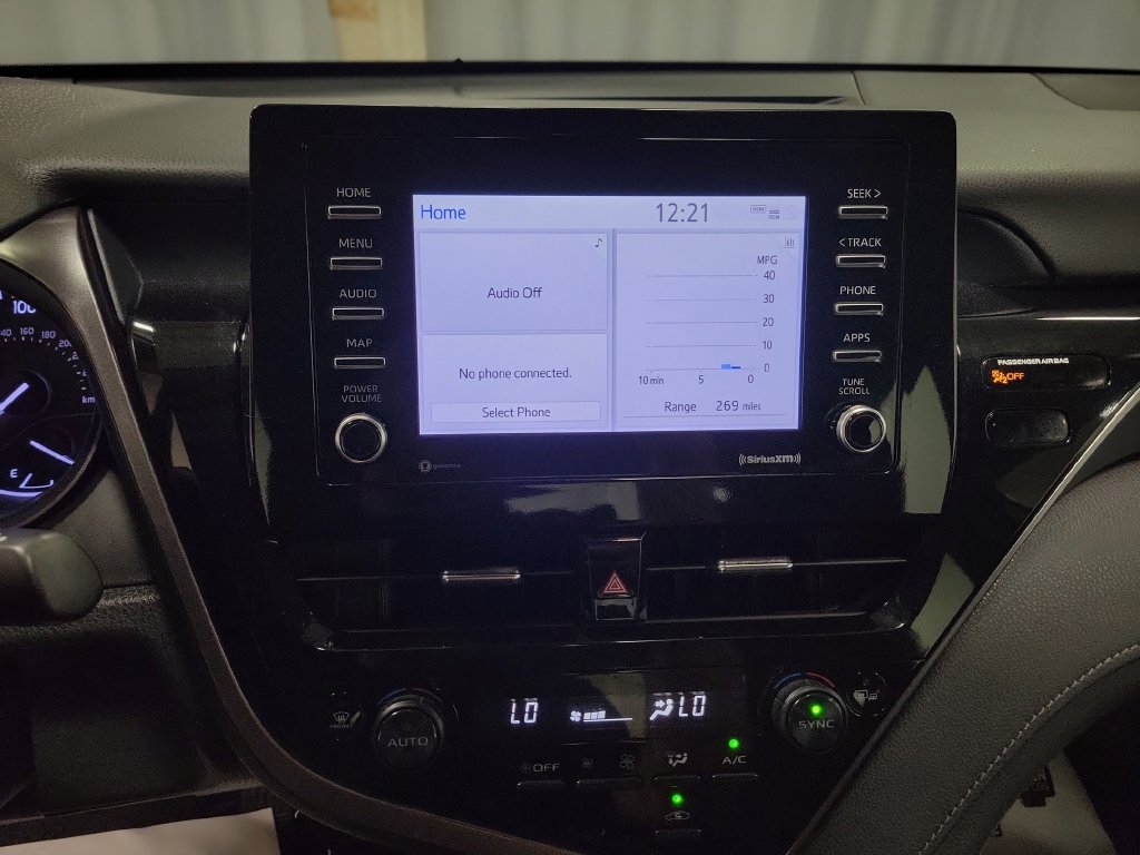 Used 2023 Toyota Camry SE FWD image 17