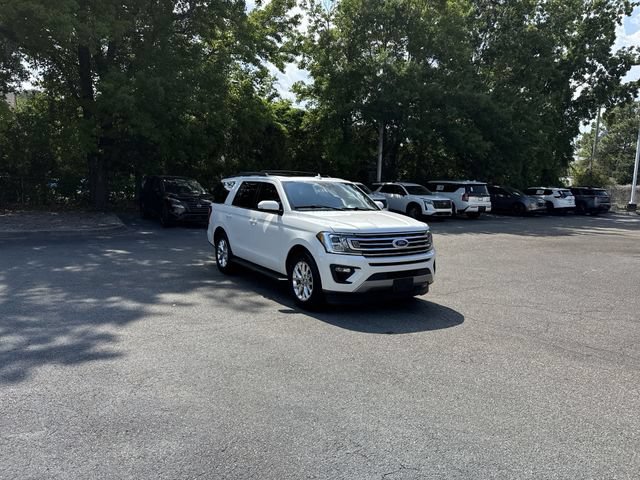Used 2020 Ford Expedition XLT w/ Equipment Group 202A RWD image 3
