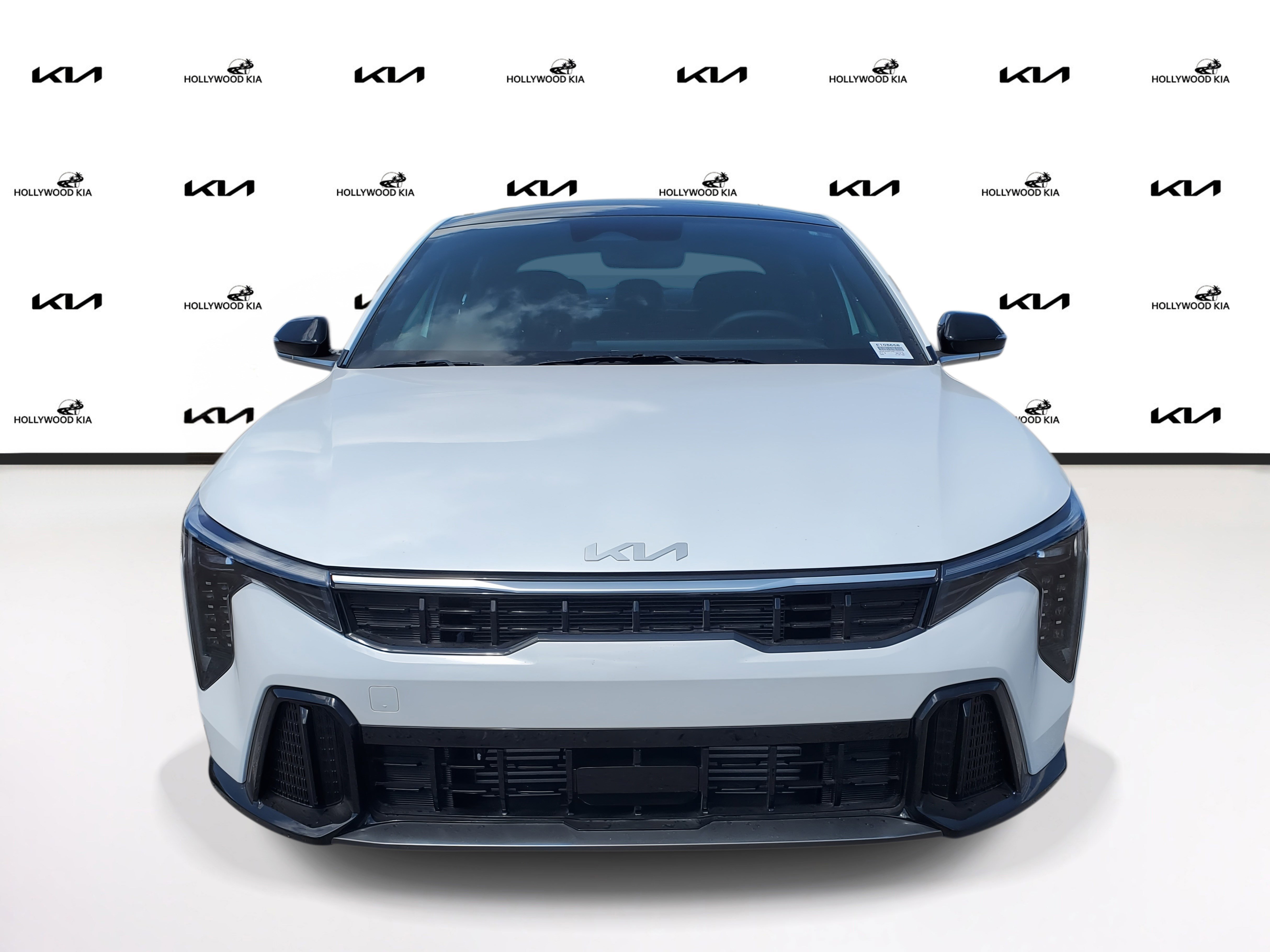 New 2025 Kia K4 GT-Line Turbo FWD image 2