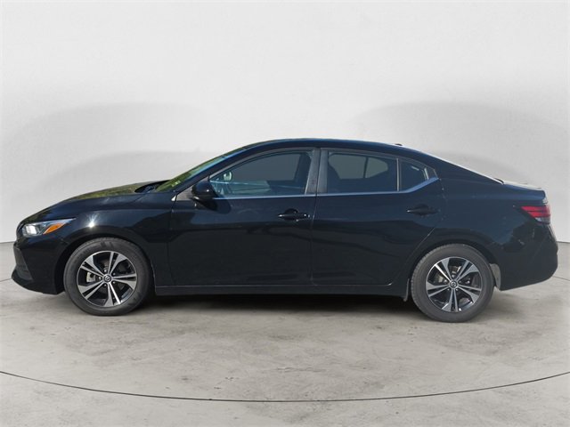 Used 2021 Nissan Sentra SV image 2
