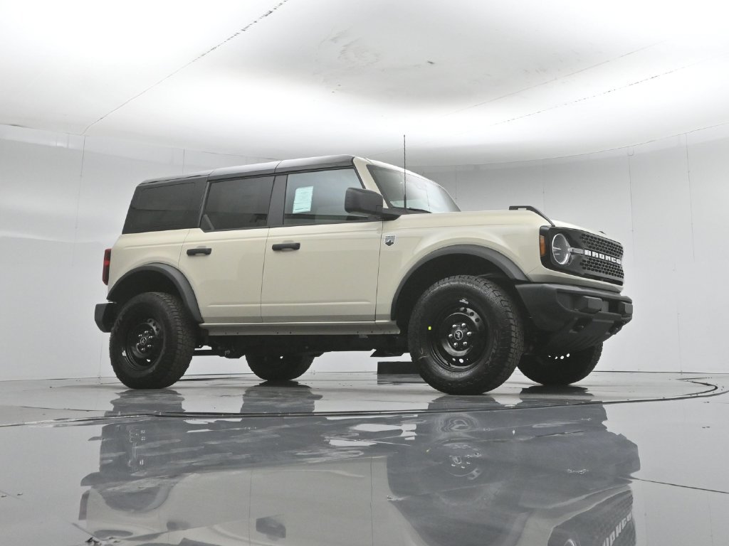 New 2026 Ford Bronco Big Bend AWD/4WD image 3
