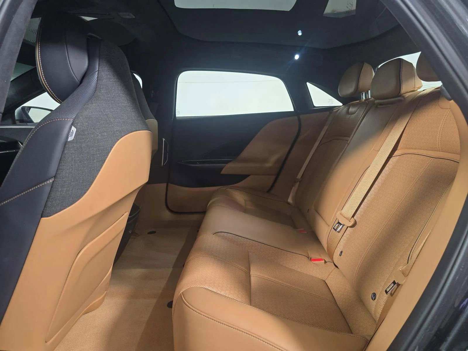 Used 2022 Lucid Air Grand Touring AWD/4WD image 5