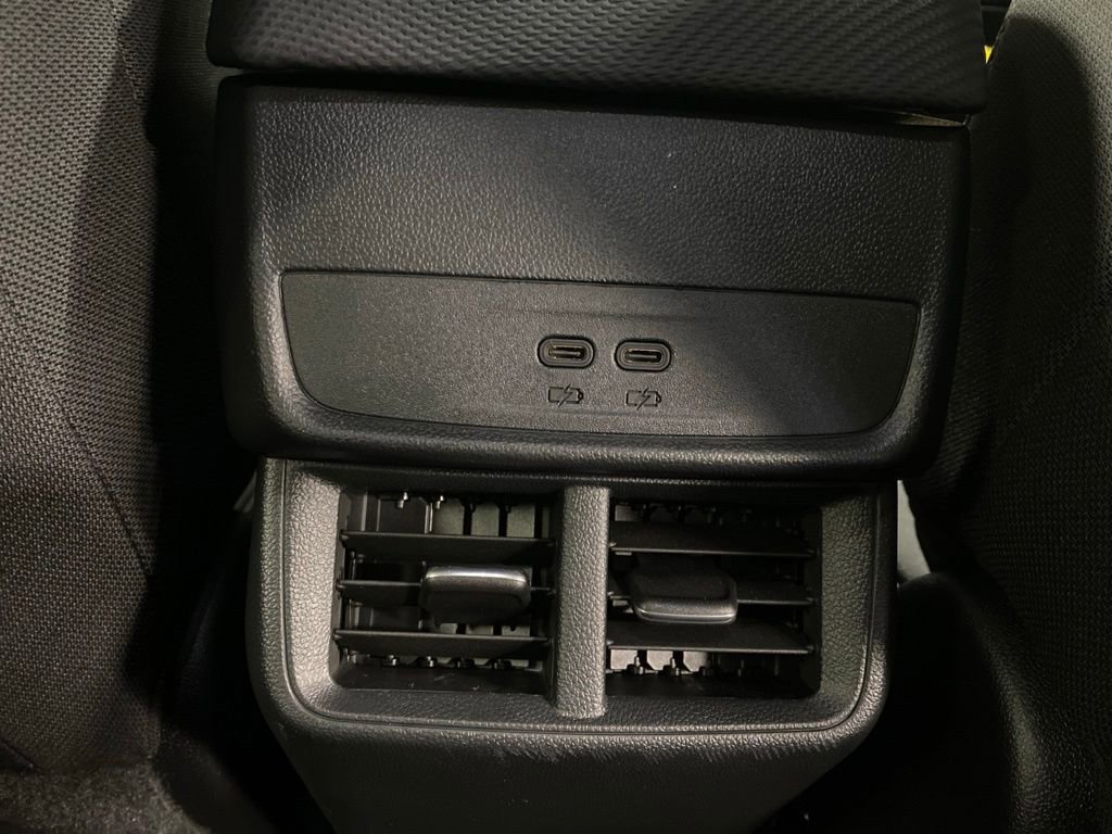 New 2026 Chevrolet Equinox LT AWD/4WD image 16