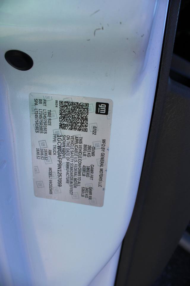 Used 2022 Chevrolet Express 2500 w/ Driver Convenience Package RWD image 18
