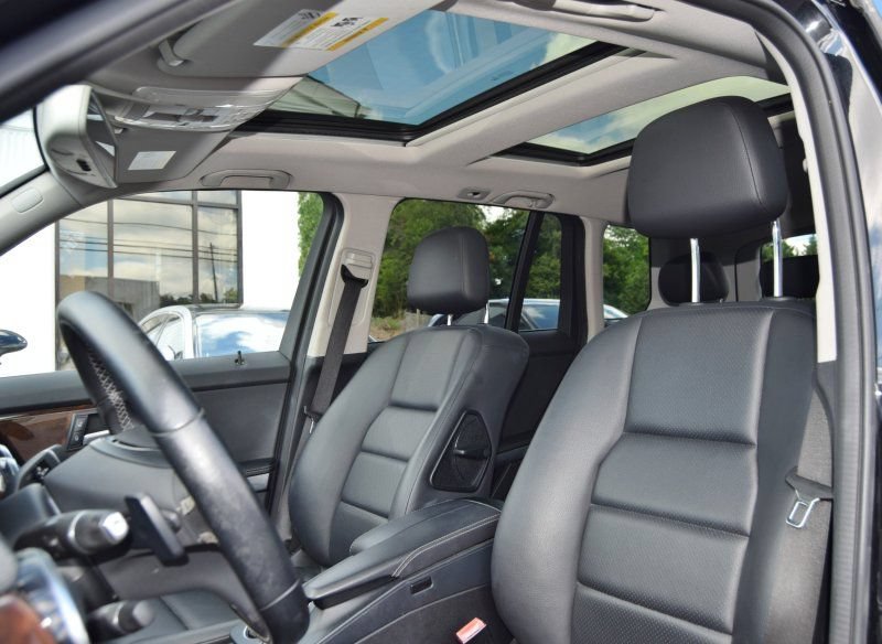 Used 2013 Mercedes-Benz GLK 350 4MATIC image 16